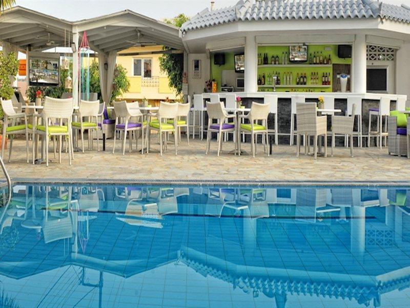 Kristalli Hotel Apartments Mália Exterior foto